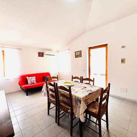 Residence La Cinta 8 San Teodoro  Εξωτερικό φωτογραφία